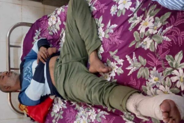 বানারীপাড়ায় যুবলীগ নেতারপা ভেঙ্গে দিল প্রতিপক্ষরা