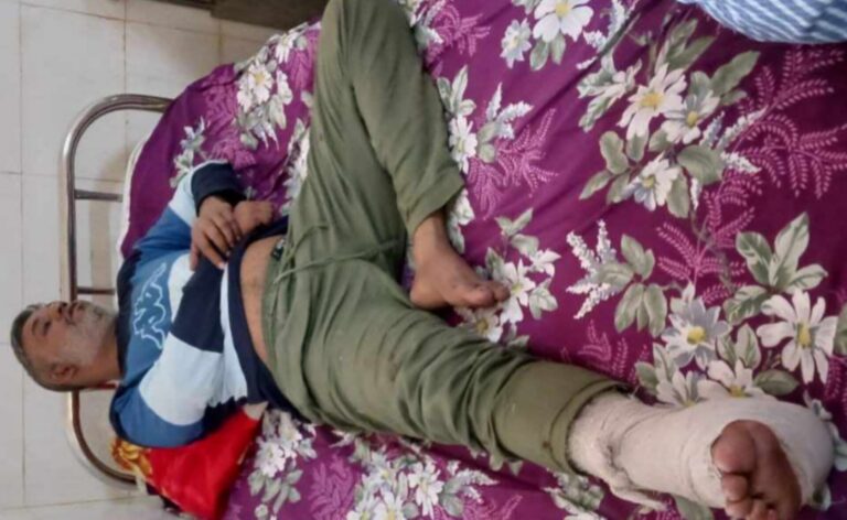 বানারীপাড়ায় যুবলীগ নেতারপা ভেঙ্গে দিল প্রতিপক্ষরা